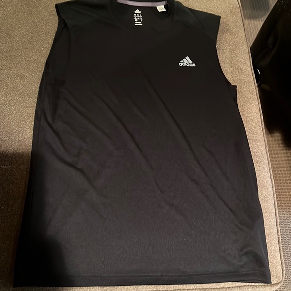 Adidas black Climate sleeveless T - Picture 1 of 2